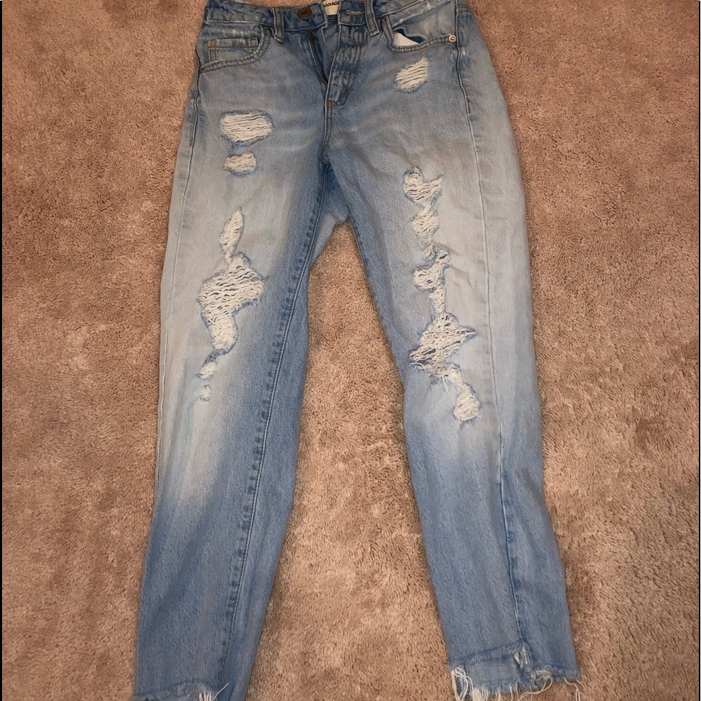 Mom Jeans - Picture 3 of 5